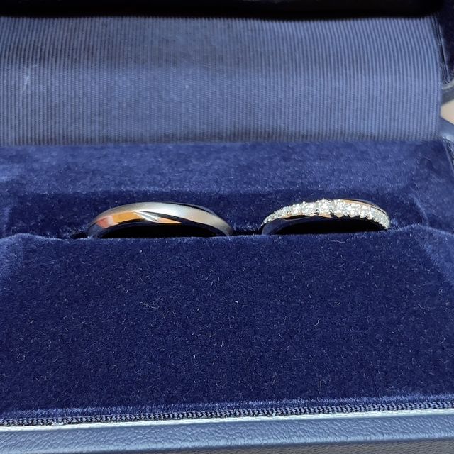 【銀座ダイヤモンドシライシの口コミ】 最初エタニティリングで探していましたが、どれも同じに見えてしまい決め…
