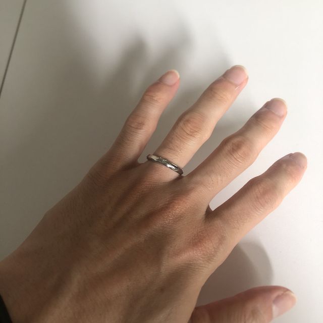 【銀座ダイヤモンドシライシの口コミ】 ダイヤモンドがちらつくデザインで、名前をアマリーという、愛(AI)の中に…