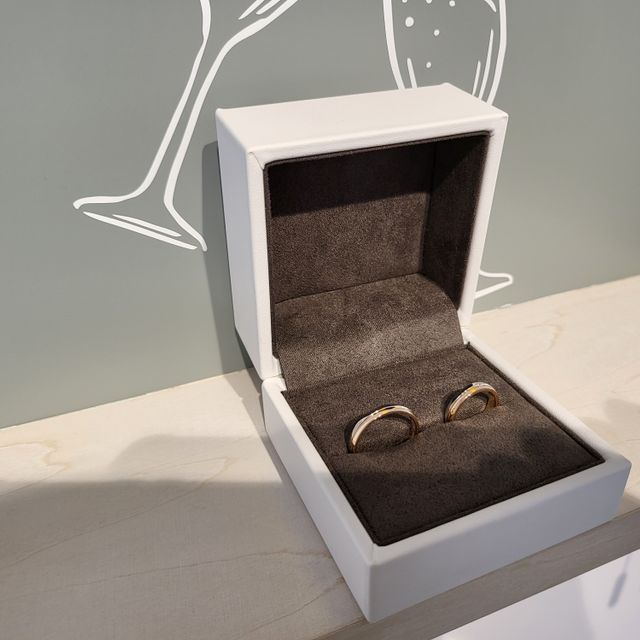 【BONDS(ボンズ)の口コミ】 シンプルなデザインを探していた所、こちらのデザインの物と出会いました…