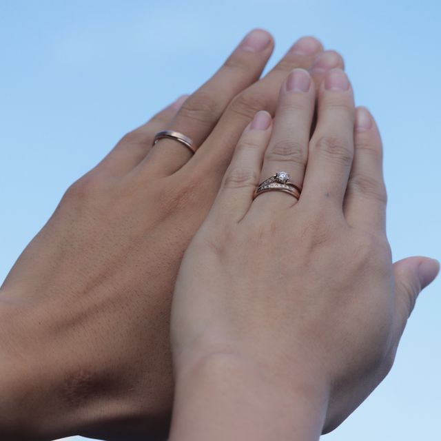 【出雲結(いずもゆい)の口コミ】 ネットでやわらかいデザインの指輪を探していたところ1番相手に合うデザイ…