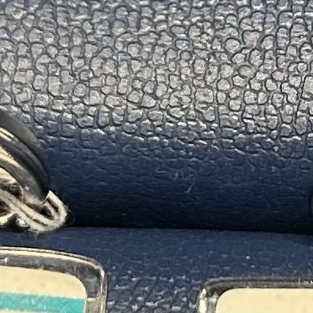 【銀座ダイヤモンドシライシの口コミ】 指輪のデザインが豊富で、エレガントなものが多かったです。ダイヤモンド…