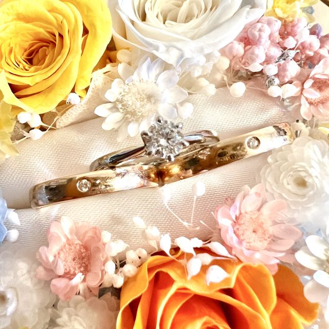 【BRILLIANCE+(ブリリアンスプラス)の口コミ】 シルバーでシンプルな指輪を探していましたが、実際に店舗に行って試着し…