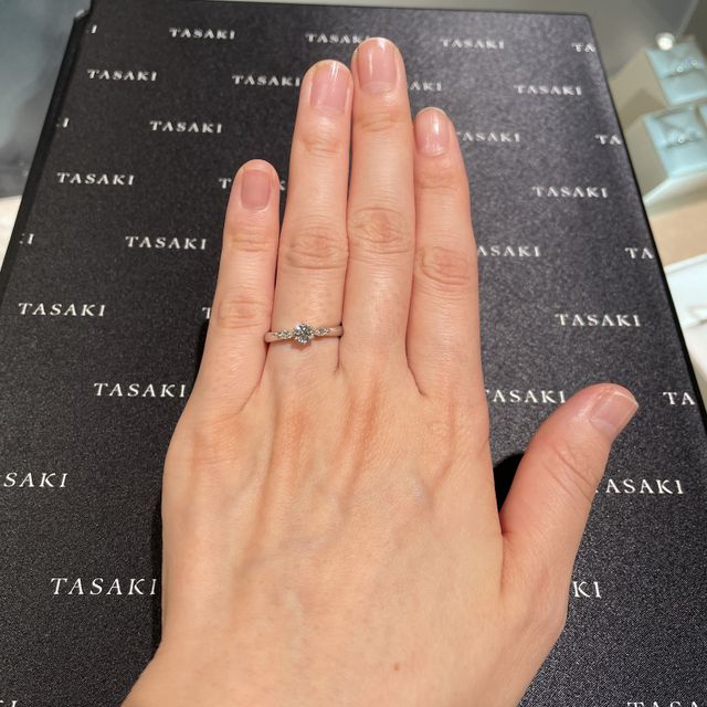 【TASAKI(タサキ)の口コミ】 6、7件ほど回って決めました。ダイヤやプラチナなど、クオリティと価格の…