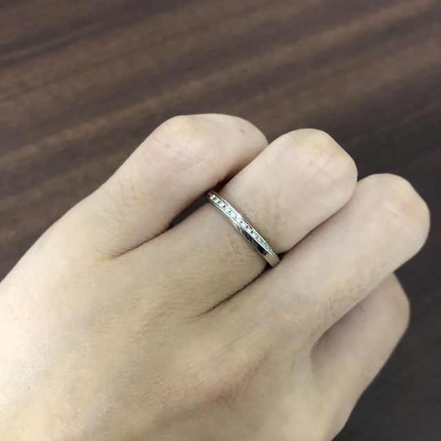 【アイプリモ(I-PRIMO)の口コミ】 指輪のデザインが1番の決め手です。
結婚式は予算不足のため、指輪は金額…