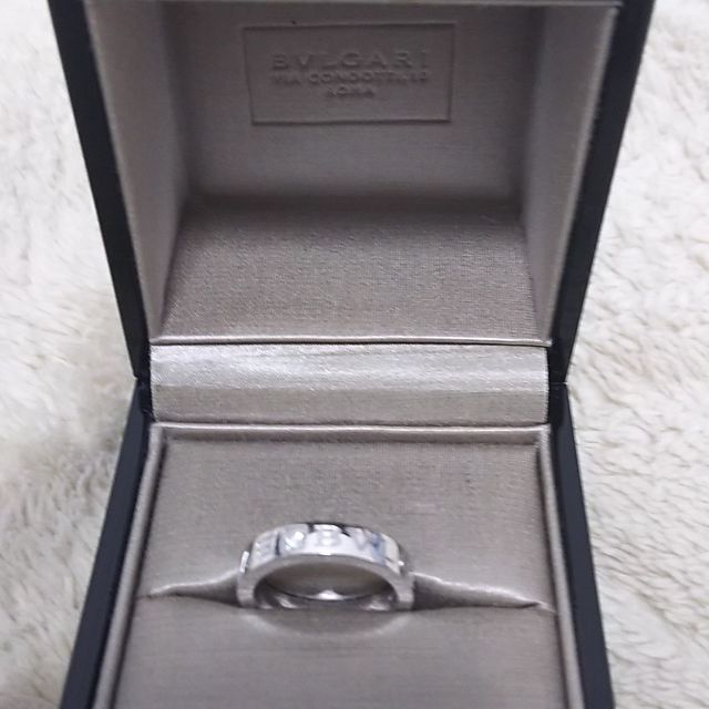 【ブルガリ(BVLGARI)の口コミ】 BVLGARIのショップの方の対応が大変親切でした。以前から、BVLGARIと決め…