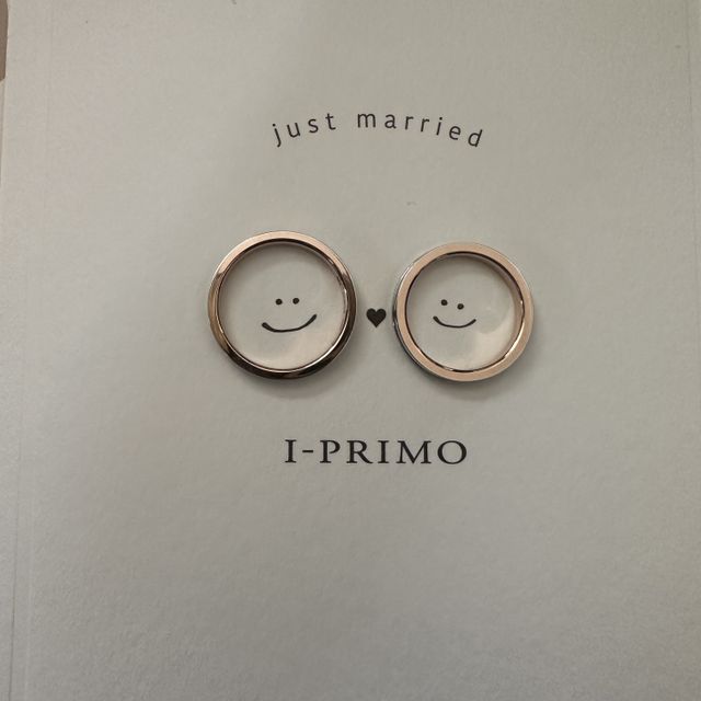 【アイプリモ(I-PRIMO)の口コミ】 指輪のラインの溝は小さいハートが彫刻されていて、愛が無限という意味が…
