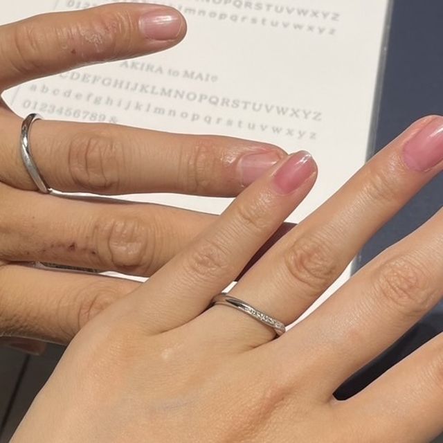 【銀座ダイヤモンドシライシの口コミ】 ダイヤモンドの輝きが美しく、どれも素敵でした。
大小様々なサイズのダイ…