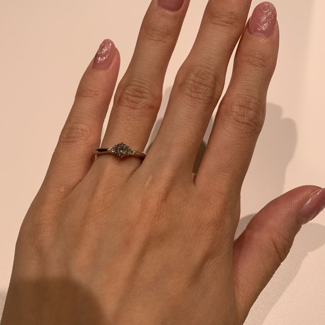 【ラザール ダイヤモンド(LAZARE DIAMOND)の口コミ】 お店に行くまでは別の有名海外ブランドへの憧れもありましたが、ラザール…