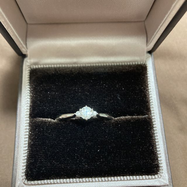 【アイプリモ(I-PRIMO)の口コミ】 デザインが豊富で、理想のデザインを選べました。
店員さんがお薦めしてく…