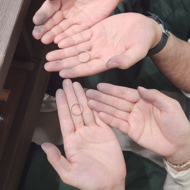 【鎌倉彫金工房の口コミ】 初めはホームページの色デザインを参考に大体の希望を考えていました。最…