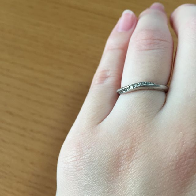 【Disney Cinderella(ディズニー シンデレラ)の口コミ】 プラチナでダイヤが入っているものならなんでもいいかもと思っていました…