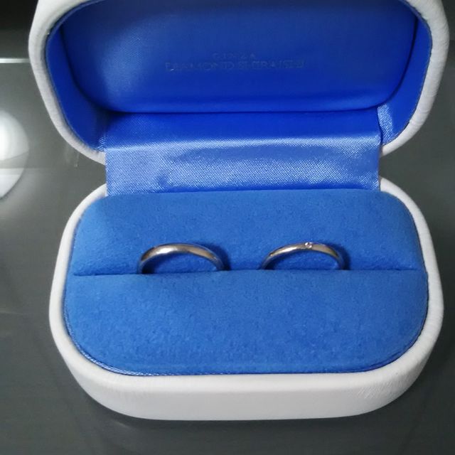 【銀座ダイヤモンドシライシの口コミ】 20万でペアの結婚指輪を購入したいと思っていたところ、値段、デザイン共…