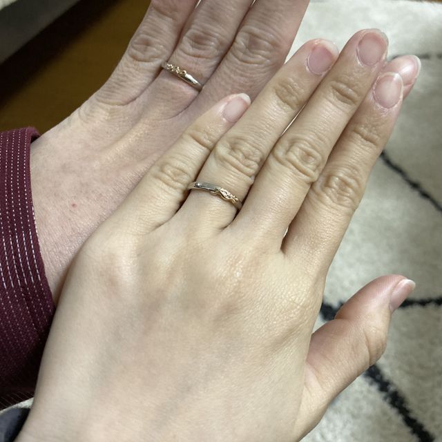 【Forme Poche(フォルムポッシュ)の口コミ】 ピンクが好きなので、部分的にピンクゴールドを入れたいと思っていました…