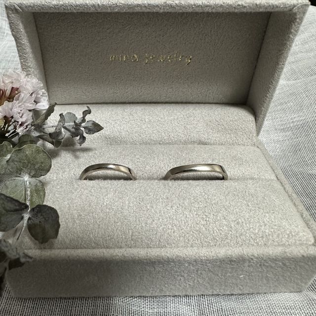 【mina.jewelry(ミナジュエリー)の口コミ】 2人とも似合うデザインでお揃い感が欲しかったので、こちらでオーダーさせ…