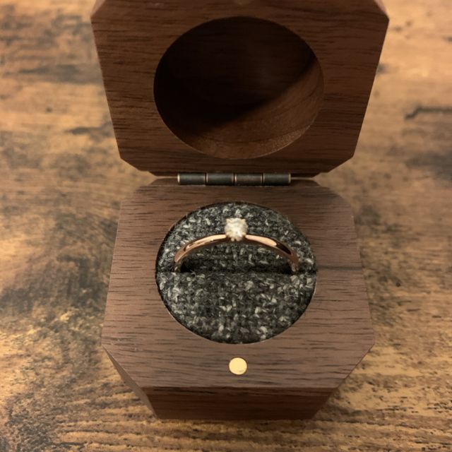 【鎌倉彫金工房の口コミ】 手作りできるという独自のサービスに惹かれました。また、相手がピンクゴ…