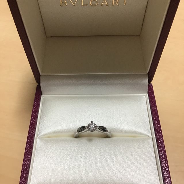 【ブルガリ(BVLGARI)の口コミ】 日常的に着けやすい婚約指輪を探して、トルチェッロにたどり着きました。
…
