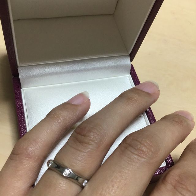 【ブルガリ(BVLGARI)の口コミ】 インフィニート(永遠)という名前がまず素敵です。波型のなかなか他では見…