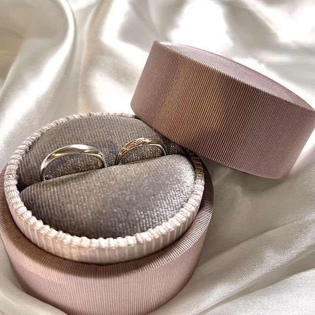 【LOVE NOTESの口コミ】 理想のデザインで、ダイヤモンドと更にピンクゴールドが入っている為、と…