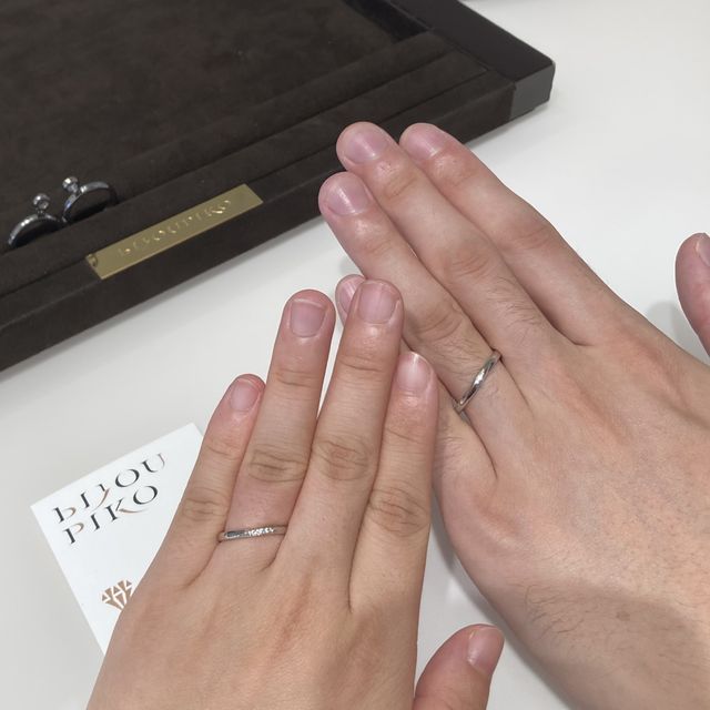 【BIJOUPIKO(ビジュピコ)の口コミ】 シンプルな指輪のデザインで飽きがこない指輪だと感じた。指が短いという…