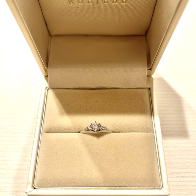 【宝寿堂(ほうじゅどう)の口コミ】 最初に別のブランドの指輪を見て、その後にこちらに来店しました。
1店舗…