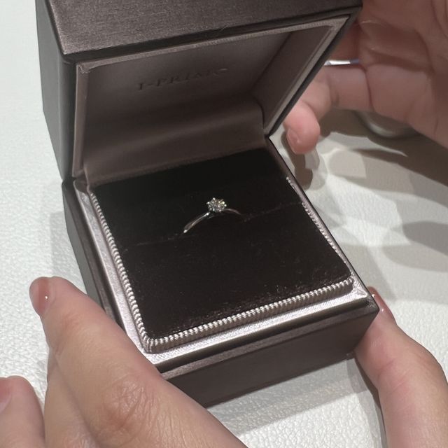 【アイプリモ(I-PRIMO)の口コミ】 シンプルで普段からも着けやすいデザインが良かったので、お店の方に相談…