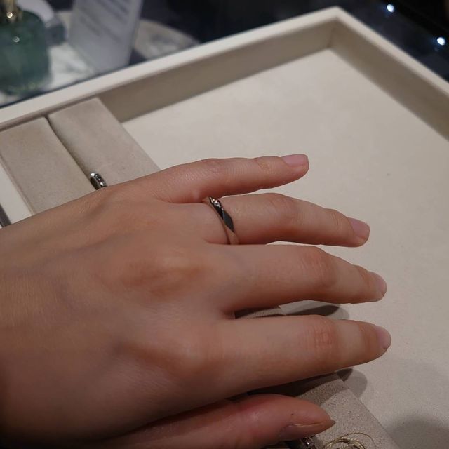 【ブシュロン(BOUCHERON)の口コミ】 これまでジュエリーブランドにあまり興味がなく、指が長く見えるデザイン…