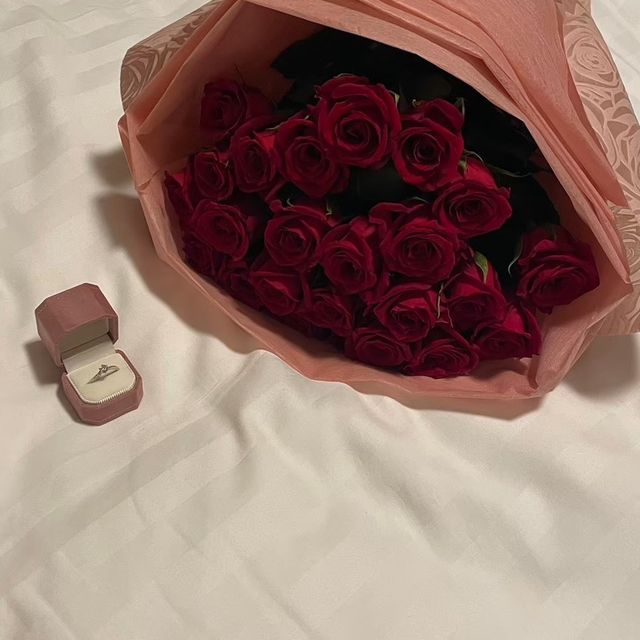 【Flowaves(フロウェーブス)の口コミ】 友人の紹介で店舗を訪問させていただきました。明るい雰囲気の店員さんだ…