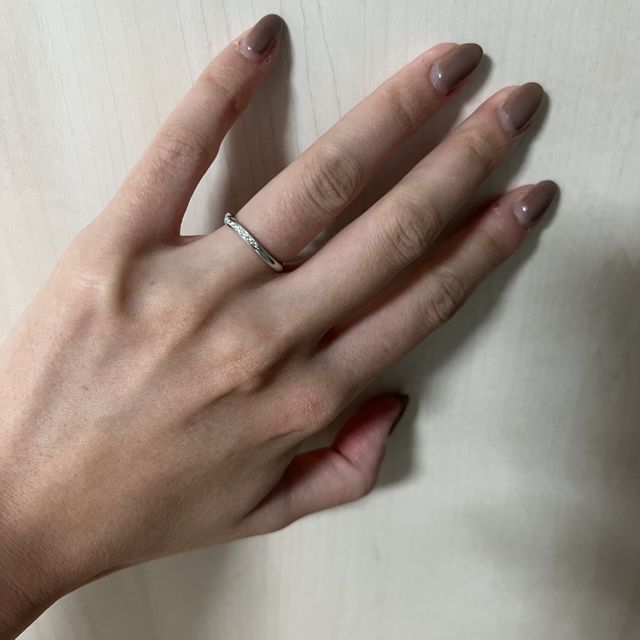 【銀座ダイヤモンドシライシの口コミ】 指輪のデザイン、アフターフォローの充実さで選びました。店員さんの接客…