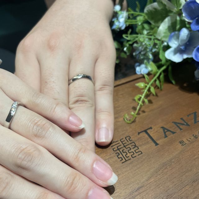 【TANZO.(鍛造指輪)の口コミ】 知人の紹介でお店を訪問しました。
職人鍛造という製法に魅力を感じ、さら…