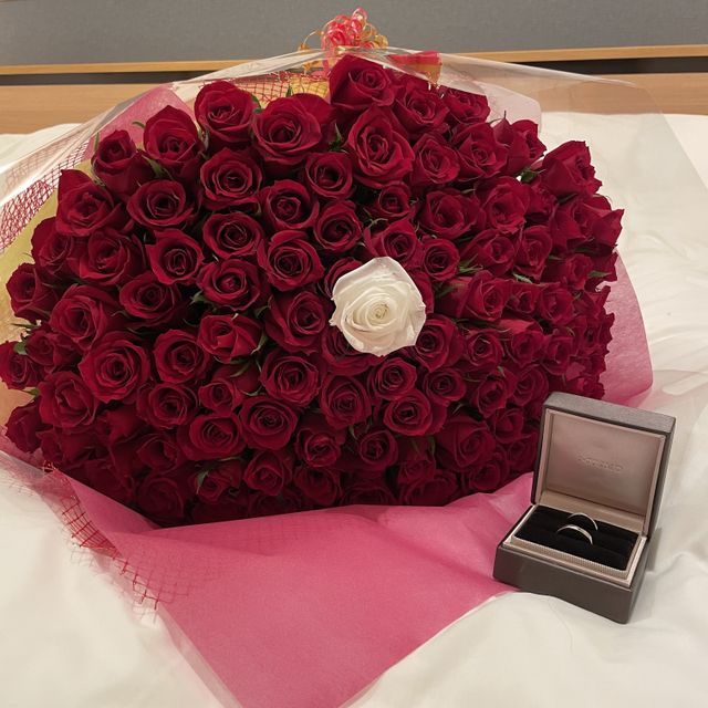 【アイプリモ(I-PRIMO)の口コミ】 お互いが望んでいた落ち着いたデザインでかつ2人似合う指輪があったからで…