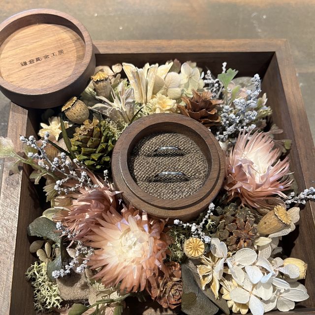 【鎌倉彫金工房の口コミ】 元々「プラチナ」「細め」「自分達で作れる」を元に探していた。
自分達で…