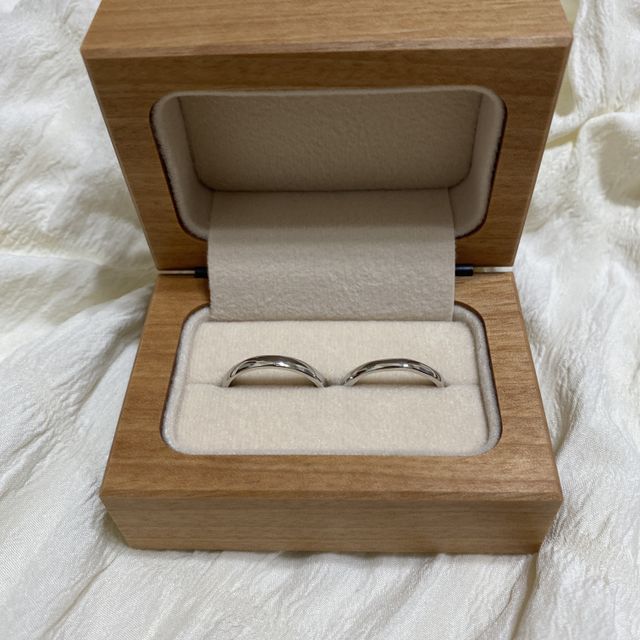 【uchimari(ウチマリ)の口コミ】 同じ形のない柔らかい手作り感が感じられるのが1番の決め手でした。遠目か…