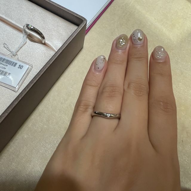 【ブルガリ(BVLGARI)の口コミ】 付け心地がすごく良く、指に当たる感じもなかったです。デザインもシンプ…