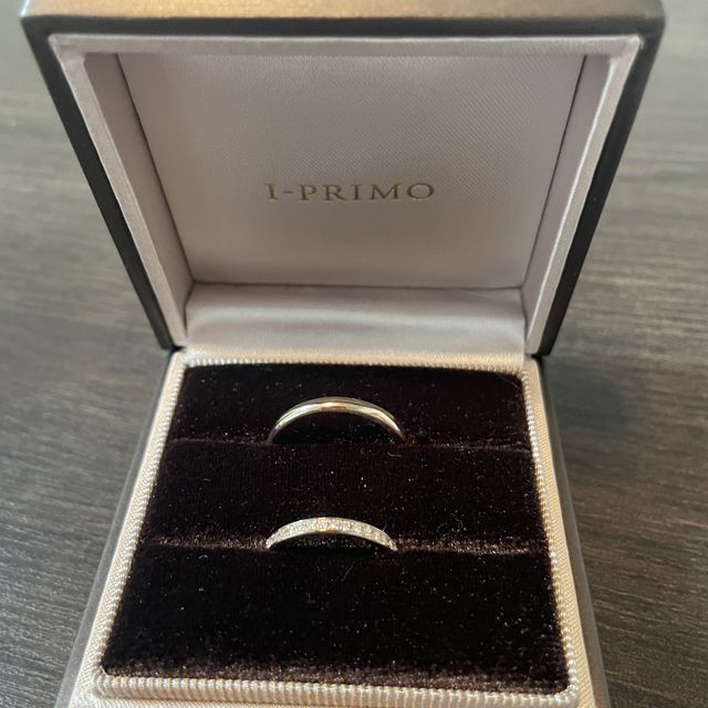 【アイプリモ(I-PRIMO)の口コミ】 デザインはストレート、色はピンクゴールドに限定していたのですが、シン…