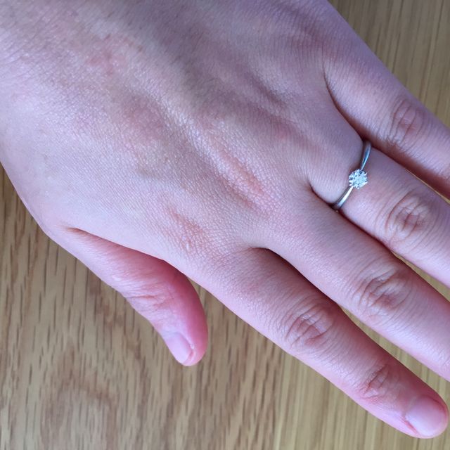 【TASAKI(タサキ)の口コミ】 お誕生日プレゼントに買って頂きました。
彼の希望で小さくても質の良いダ…