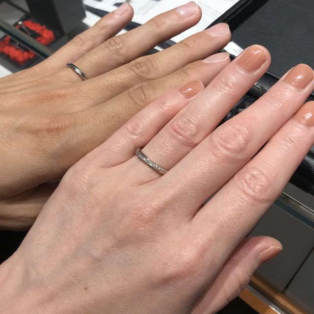 【エクセルコダイヤモンド(EXELCO DIAMOND)の口コミ】 私が試着したのはMariage Oiseaux(マリアージュ オワゾー)という指輪で、…