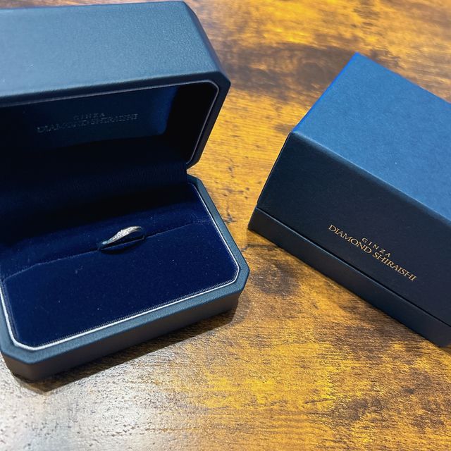【銀座ダイヤモンドシライシの口コミ】 派手派手しくなくでもしっかりダイヤを感じることができる指輪を探してお…