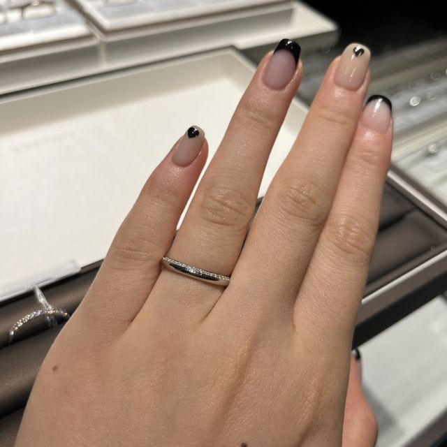 【アイプリモ(I-PRIMO)の口コミ】 ハーフエタニティのデザインがいいけど派手すぎると周りに言われて迷って…