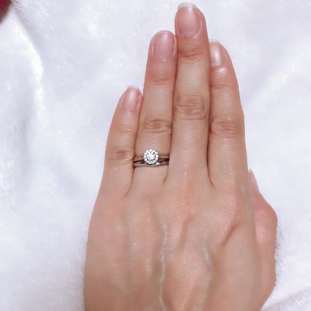 【ラザール ダイヤモンド(LAZARE DIAMOND)の口コミ】 デザイン、ダイヤの美しさ、価格、アドバイザーさんのご対応が総合的によ…