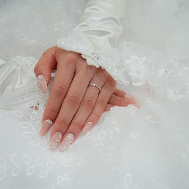 【ブルガリ(BVLGARI)の口コミ】 シンプルで、とにかくつけ心地の良いものを探していました。
比較的細めの…