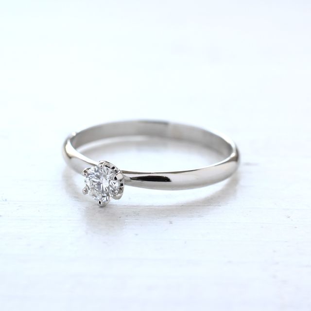 【湘南彫金工房 andfuseの口コミ】 婚約指輪を作りたいと思ったからです。はじめは、ネットで指輪を探したり…