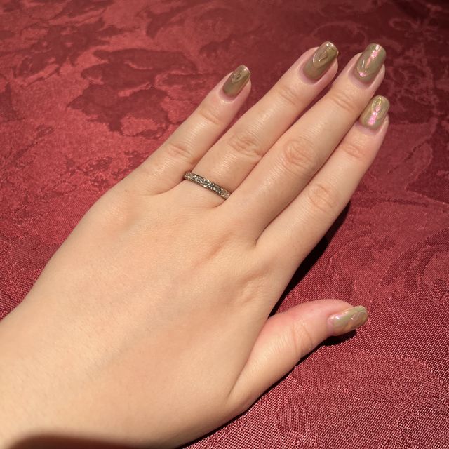 【TANZO.(鍛造指輪)の口コミ】 デザインを自分たちでフルオーダーで決めれるころがよかった。
シンプルな…