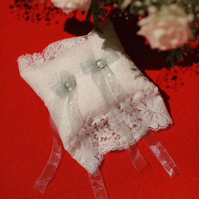 【ティファニー(Tiffany & Co.)の口コミ】 シンプルなプラチナの、結婚指輪といえばこれだというような指輪を探して…