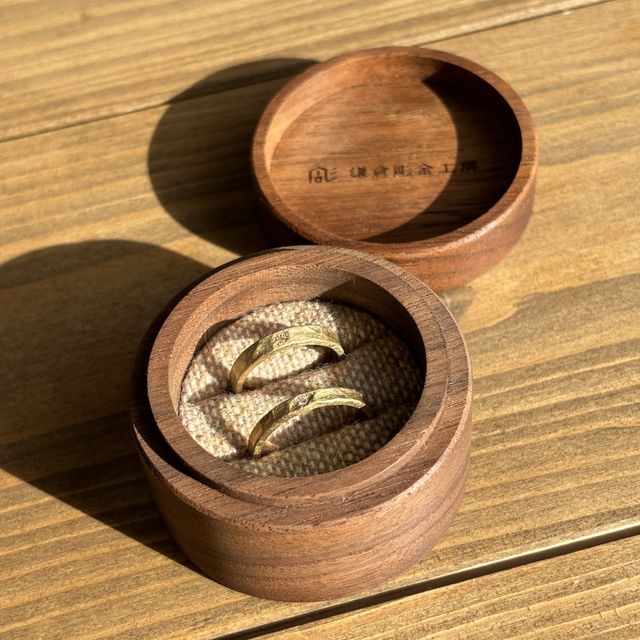 【鎌倉彫金工房の口コミ】 手作りの結婚指輪を検討しており、ほぼ全ての作業に関われるということが…