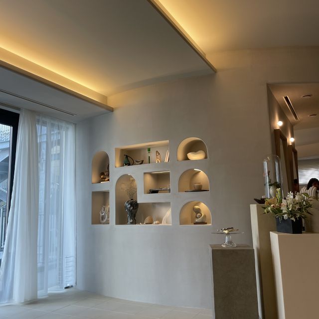 【atelier ST, CAT(アトリエ エスティーキャット)の口コミ】 個性的なデザインが気に入って購入しました。
一見、普通そうに見えるけど…