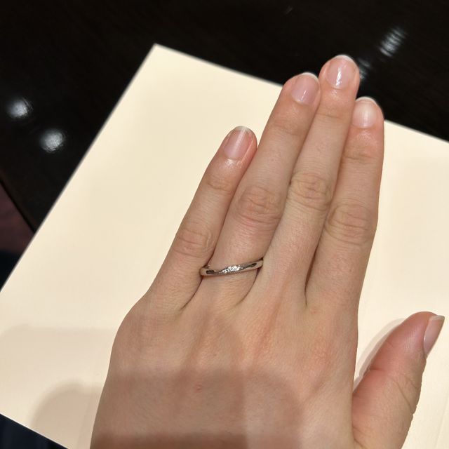 【ケイウノ ブライダル(K.UNO BRIDAL)の口コミ】 ディズニーのデザインがあるのでこちらを試着しに来ました。シンプルでい…