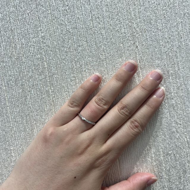 【俄(にわか)の口コミ】 デザインが個性的で一つ一つにストーリーが込められてる点がとてもよかっ…