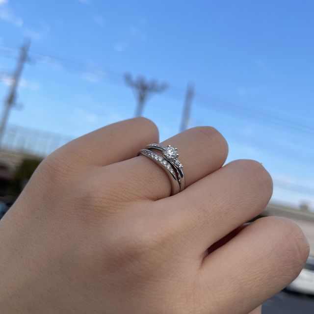 【アイプリモ(I-PRIMO)の口コミ】 ダイヤの見え方や、着け心地、マット加工ができる点が決め手となりました…