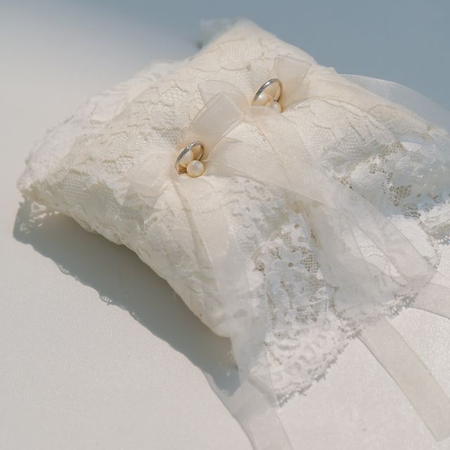 【アイプリモ(I-PRIMO)の口コミ】 シンプルで長く使えるデザインだと思い決めました。通常の指輪より少し細…