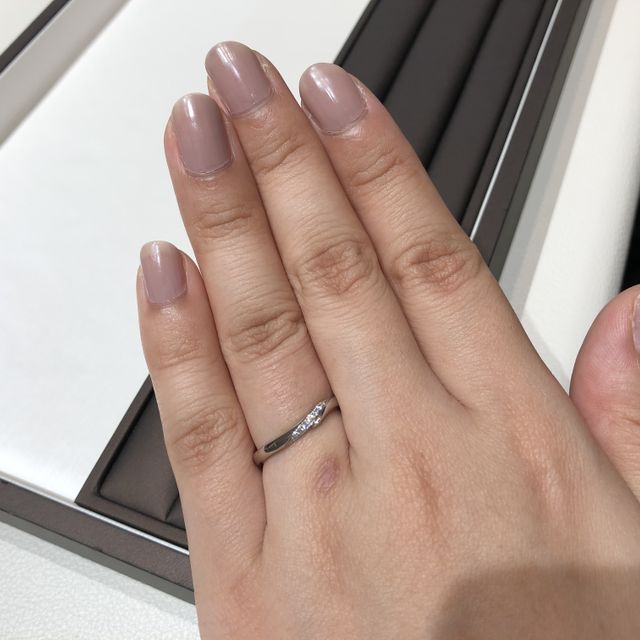 【アイプリモ(I-PRIMO)の口コミ】 指が太く短いため、ウェーブ型がしっくりきました。
端から端までダイヤモ…